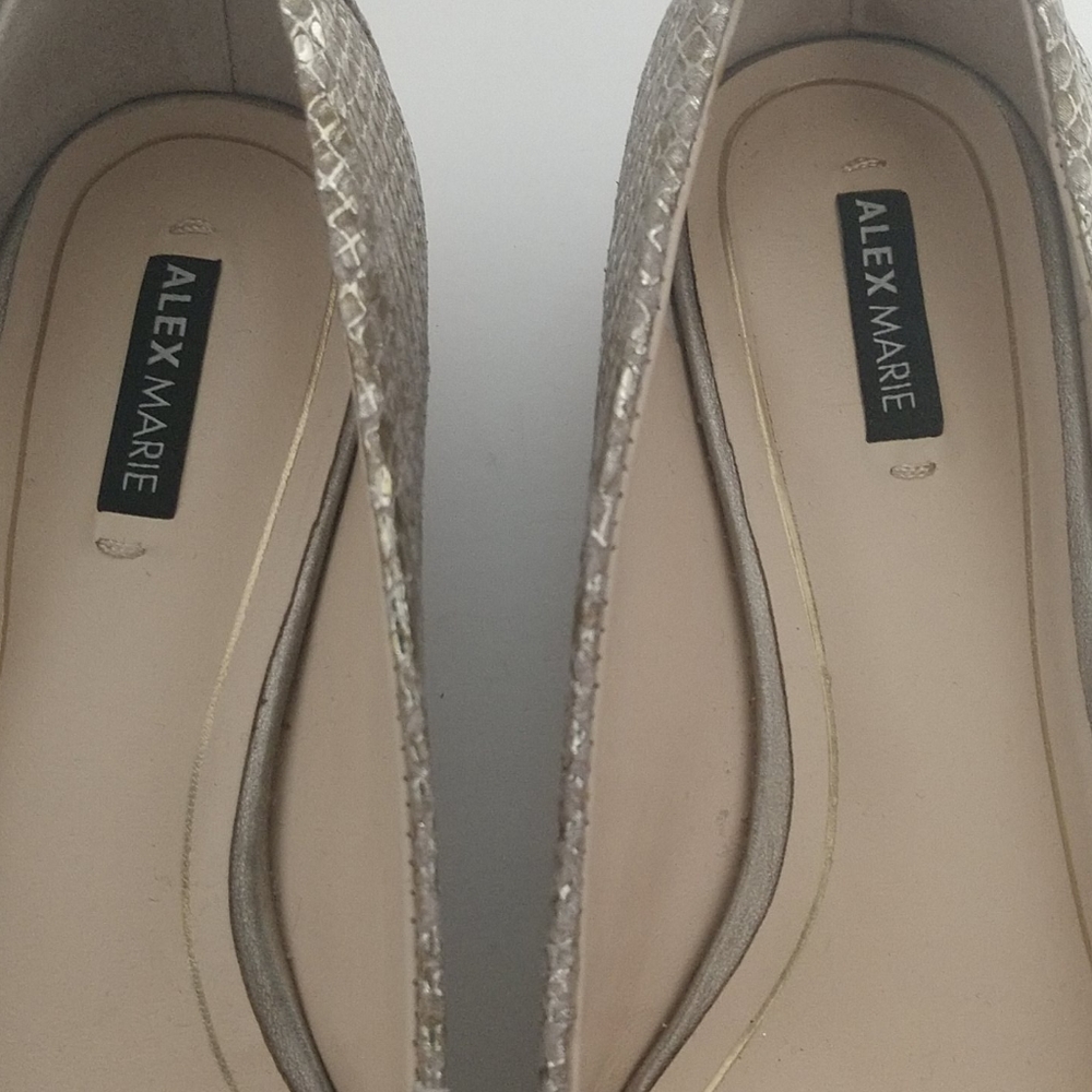 Alex Marie Gold Leather Snakeskin Small Wedges 7.5 - Picture 3 of 5